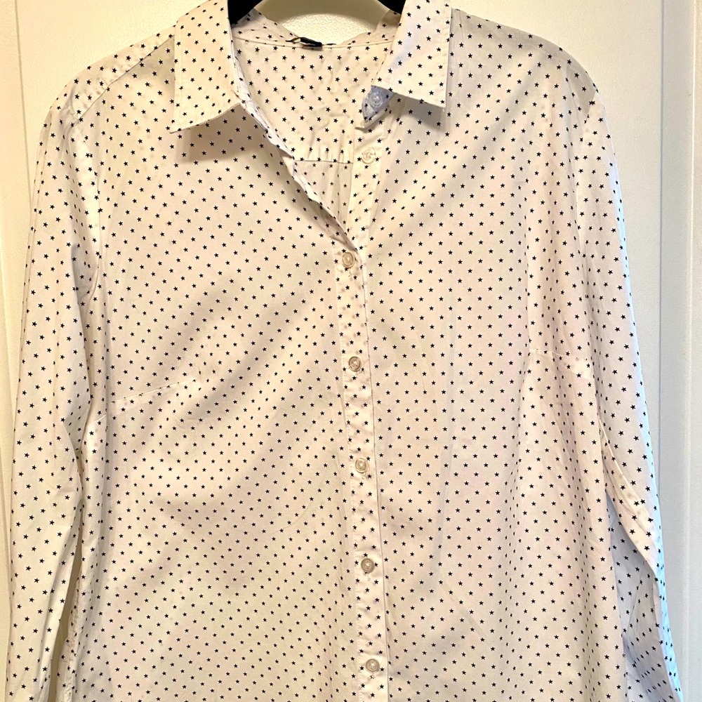Ann Taylor STAR’s Cotton Button Down